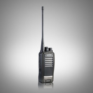 Profesionální vysílačka Hyt TC620