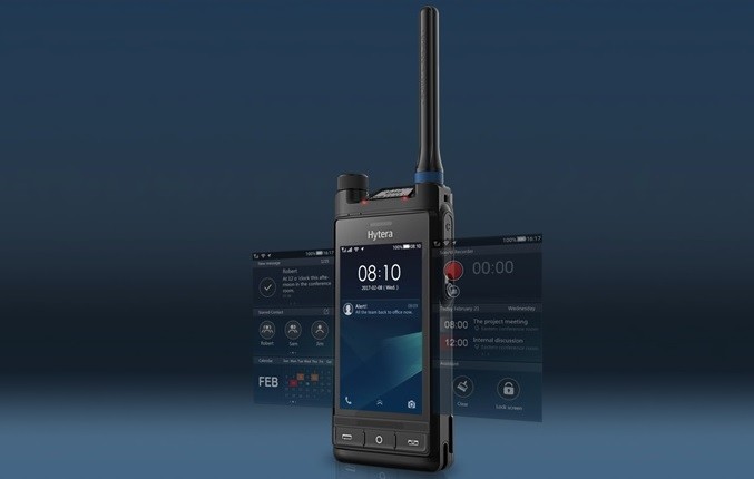 Radiostanice Hytera PD760 integruje systém LTE DMR nebo TETRA