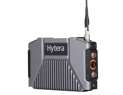 Digitální Ad|Hoc převaděč Hytera E-Pack100 zajistí spolehlivou komunikaci na rozsáhlém území nebo v obejktech