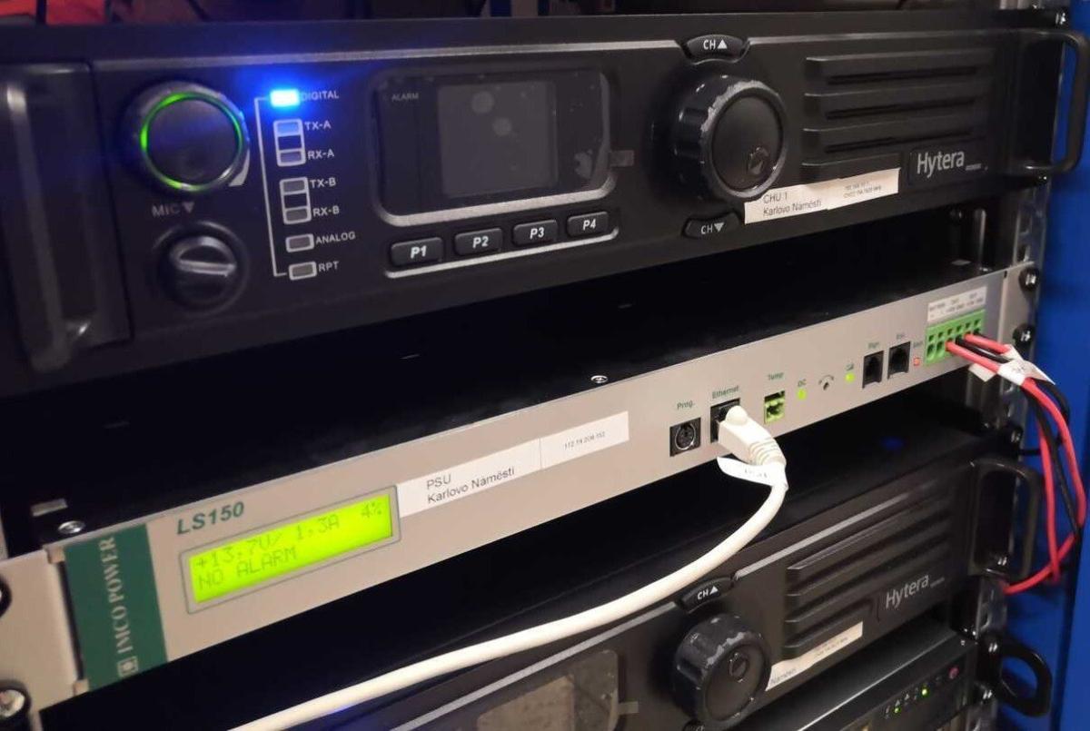 Dodáváme profesionální komunikační systémy pro digitální radiové sítě DMR a TETRA
