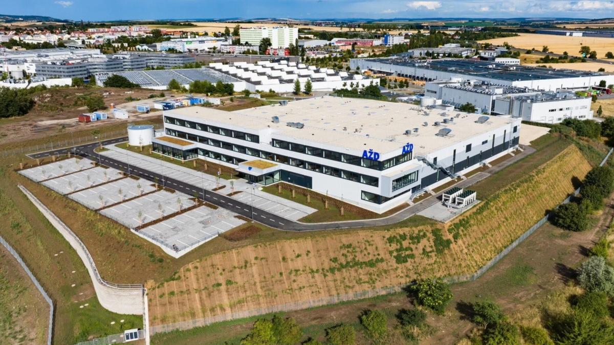 Realizace projektu technologického centra AŽD Praha pro výrobu elektronových mikroskopů